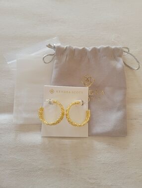 Kendra Scott Gold Textured Chunky Hoop Earrings